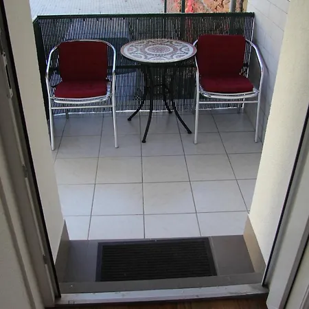 Gemuetliche - Im Herzen Von Apartment *